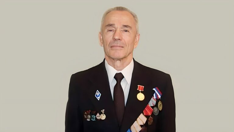 Мельников Василий Андреевич