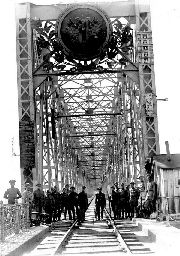 Чехословацкие легионеры на Александровском мосту