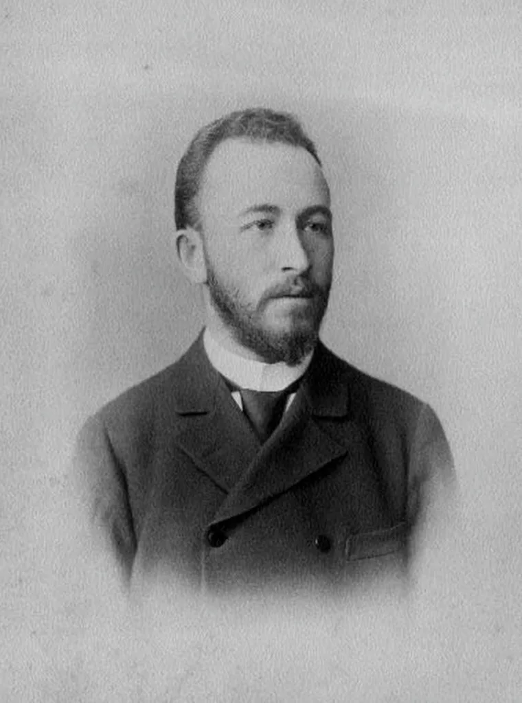 Александр Дмитриевич Самарин в молодости