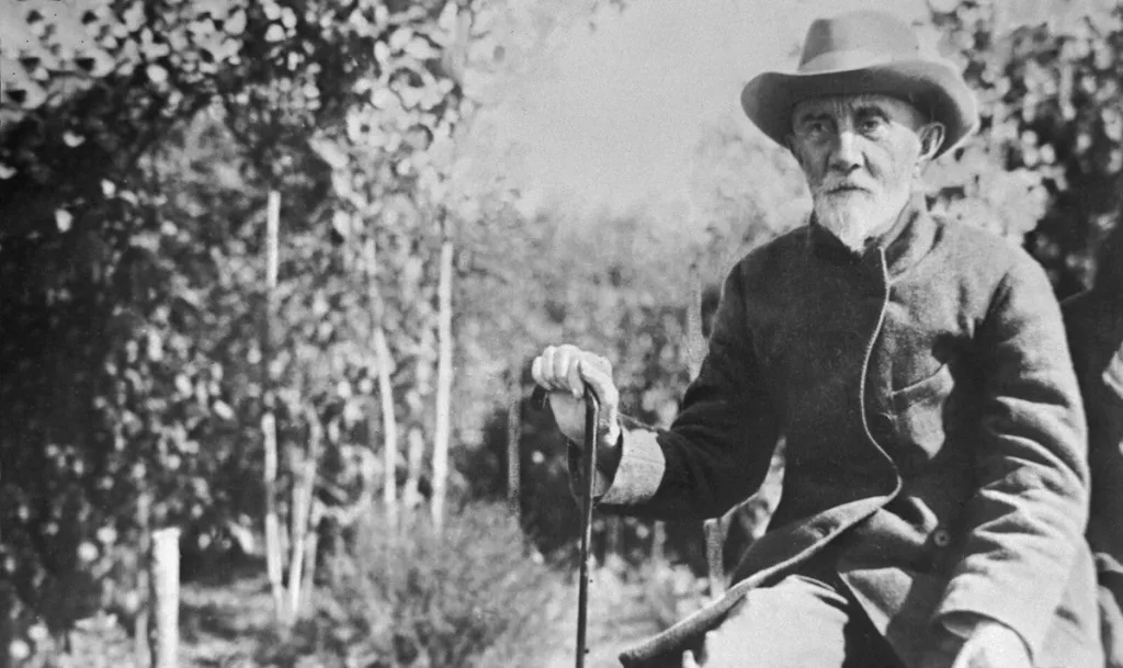 Иван Владимирович Мичурин (1855–1935) — выдающийся русский учёный-селекционер